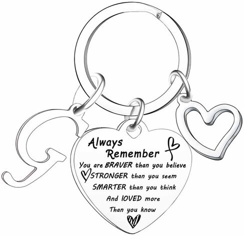 سلسلة مفاتيح ملهمة من MADHAHEFU للرجال والنساء والابنة والحروف الأبجدية الأولية سلاسل المفاتيح هدايا عيد الميلاد in Kuwait