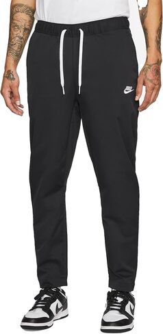بنطال Nike Club منسوج بأرجل مدببة للرجال (LT رمادي دخاني/أبيض، DX0623-077) مقاس متوسط in Saudi Arabia