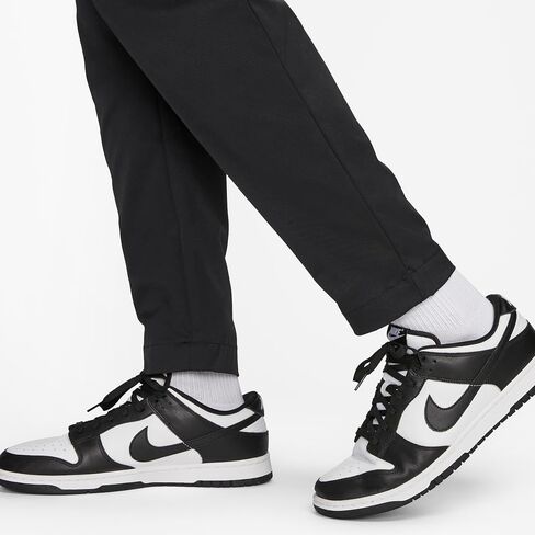 بنطال Nike Club منسوج بأرجل مدببة للرجال (LT رمادي دخاني/أبيض، DX0623-077) مقاس متوسط in Saudi Arabia