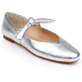 Jewel Badgley Mischka Taylore Round Toe Mary Jane Flats