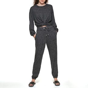 تي شيرت نسائي من DKNY مصنوع من الجينز الناعم للاستخدام اليومي in Kuwait