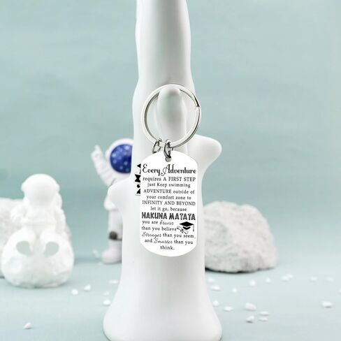 سلسلة مفاتيح هدايا التخرج للنساء من اوبيورف، هدايا التخرج لعام 2024 في المدرسة الثانوية والماجستير والممرضات والطلاب والخريجين، حلقة مفاتيح رائعة للكريسماس in Kuwait