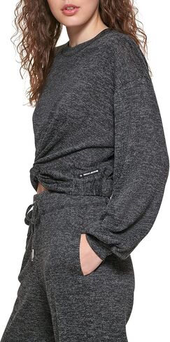 تي شيرت نسائي من DKNY مصنوع من الجينز الناعم للاستخدام اليومي in Kuwait