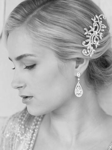 أقراط متدلية ذهبية من Mariell للعرائس، حفلات الزفاف أو الحفلات الموسيقية - ثريات تشيكوسلوفاكيا على شكل كمثرى, مكعب زركونيا in Kuwait