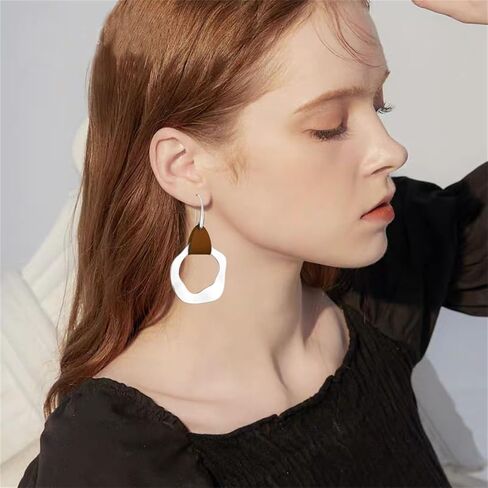 coadipress Handmade Retro Hammered Oval Dangle Earrings for Women Bohemian Earring Lightweight Simple Geometry Crescent Earring Ethnic Hammered Earring in Saudi Arabia