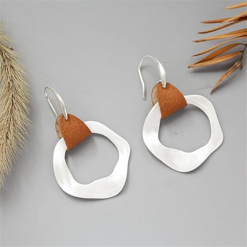 coadipress Handmade Retro Hammered Oval Dangle Earrings for Women Bohemian Earring Lightweight Simple Geometry Crescent Earring Ethnic Hammered Earring in Saudi Arabia