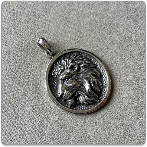 Punk Jewelry Necklace Stainless Steel Animal Lion Head Pendant Round Necklace in Kuwait