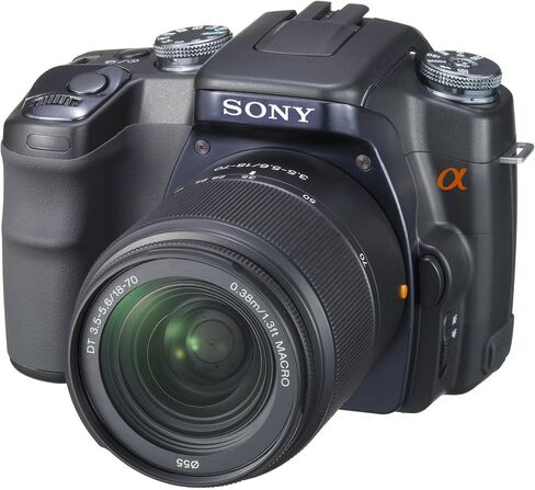 مجموعة كاميرا Sony Alpha A100K الرقمية SLR بدقة 10.2 ميجابكسل مع عدسة تكبير AF (متجددة) in Saudi Arabia