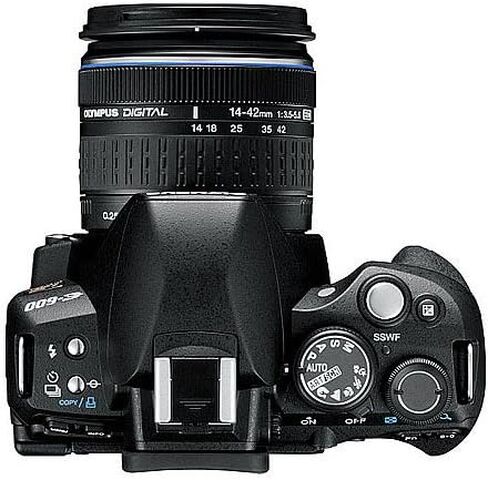 كاميرا رقمية Olympus Evolt E-600 بدقة 12.3 ميجابكسل مع عدسة (متجددة) in Saudi Arabia