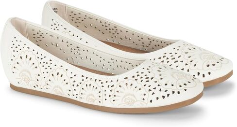 BareTraps Chika Women's Flats & Oxfords in Saudi Arabia