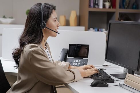 YeaLink UH34 Noise Canceling Mono On-Ear Headset, MT Certified in Saudi Arabia