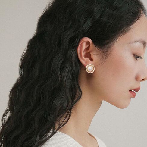 Iaceble Vintage Pearl Earrings Pearl Circle Earrings Gold Pearl Stud Earrings Round Pearl Charm Earring Jewelry for Women and Girls in Saudi Arabia