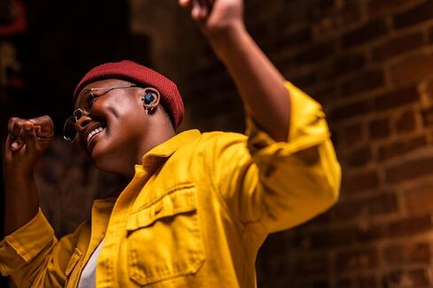 سماعات أذن Bose QuietComfort II، مصنوعة من حجر الصابون مع مجموعة مقاسات بديلة in Kuwait