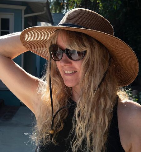 قبعة شمس مضفرة ذات حافة واسعة للنساء من Sloggers مع حبل رياح - عامل حماية من الشمس 50+ أقصى حماية من الشمس in Kuwait