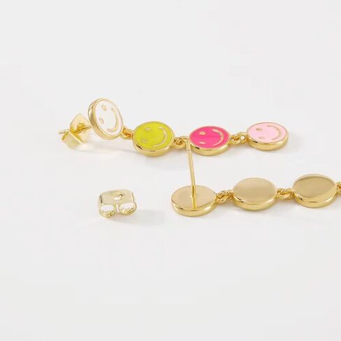 اقراط متدلية ملونة بتصميم وجه مبتسم سعيد - دلايات دائرية متعددة الالوان، اقراط سمايلي عصرية لا تسبب الحساسية، لطيفة ومرحة، اقراط هدية مجوهرات، من الستانلس ستيل، لا in Kuwait