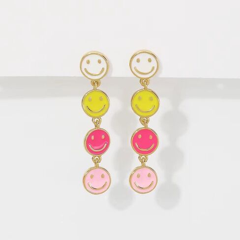 اقراط متدلية ملونة بتصميم وجه مبتسم سعيد - دلايات دائرية متعددة الالوان، اقراط سمايلي عصرية لا تسبب الحساسية، لطيفة ومرحة، اقراط هدية مجوهرات، من الستانلس ستيل، لا in Kuwait