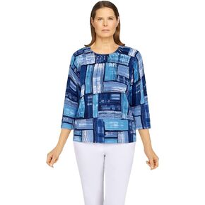 سترة نسائية صغيرة ذات طباعة ملونة من Alfred Dunner in Kuwait