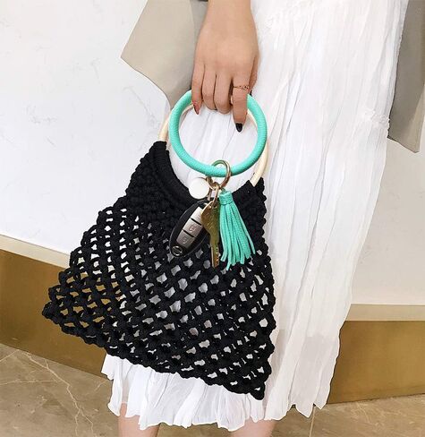 Wristlet Round Key Ring Chain Leather/Silicone Oversized Bracelet Bangle Keychain Holder Tassel for Women Girl in Kuwait