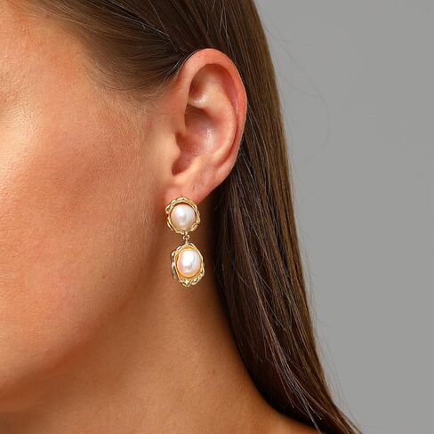 XYJZXY 18K Gold Pearl Drop Earrings for Women Freshwater Pearl Dangle Earrings Chunky Gold Hoop Earrings Gifts for Her in Saudi Arabia