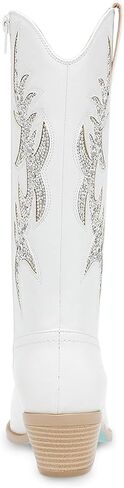 Betsey Johnson Aliza in Saudi Arabia