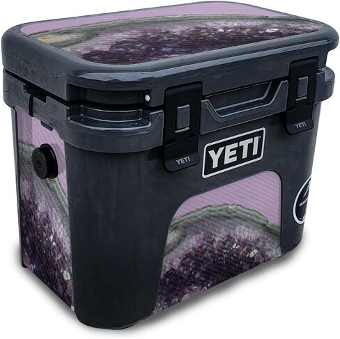 غلاف لامع لامع متوافق مع مبرد Yeti Roadie 15 الصلب - قلب زنبركي - غطاء لاصق واقٍ من الفينيل 3M ممتاز - سهل الاستخدام | صُنع في الولايات المتحدة الأمريكية بواسطة MightySkins in Kuwait