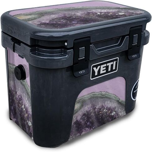 غلاف لامع لامع متوافق مع مبرد Yeti Roadie 15 الصلب - قلب زنبركي - غطاء لاصق واقٍ من الفينيل 3M ممتاز - سهل الاستخدام | صُنع في الولايات المتحدة الأمريكية بواسطة MightySkins in Kuwait