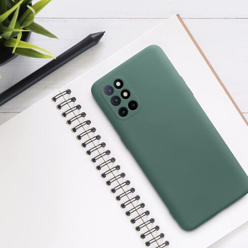 حافظة kwmobile متوافقة مع حافظة OnePlus 8T - غطاء هاتف نحيف واقٍ من السيليكون TPU - أخضر غابة in Saudi Arabia