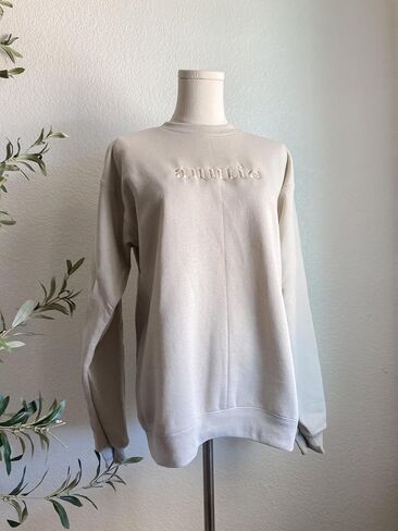 Embroidered auntie crewneck sweatshirt, gift for aunt, pregnancy announcement (XXL, Stonewash Green) in Saudi Arabia