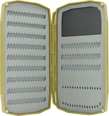 صندوق الطيران الرغوي UMPQUA UPG لعطلة نهاية الأسبوع - حقيبة تخزين الذبابة خفيفة الوزن وخفيفة الوزن ومقاومة للصدمات وسريعة التحميل - منظم أدوات صيد الأسماك، صغير - زيتوني in Kuwait