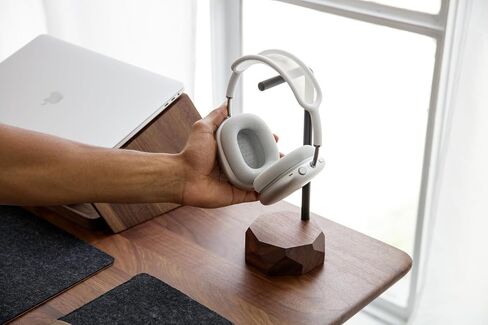 Oakywood Geometric Solid Wood Headphone Stand Gaming Headsets Holder Hanger (Oak) in Saudi Arabia
