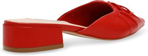 Steve Madden Women's Lorrin Pump in Saudi Arabia