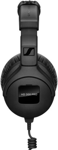 سماعات رأس Sennheiser HD 300 PRO فوق الأذن، حزمة سوداء مع كابل تمديد سماعة الرأس Pig Hog PHX14-25 1/4 بطول 25 قدمًا وقطعة قماش لتلميع الأدوات - سماعات البث وسماعات الاستوديو السلكية in Saudi Arabia