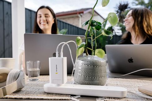 تشارجيساب | شاحن زيوس USB-C GaN بقوة 280 واط | محول توصيل طاقة عالي السرعة لأجهزة الكمبيوتر المحمولة والهواتف الذكية والأجهزة اللوحية | شاحن سفر سريع الشحن مع قابس قابل للطي (أسود) in Saudi Arabia