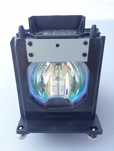 915P061010 مصباح تلفزيون بديل مع مبيت لـ WD-C657، WD-Y577، WD-Y657، WD-57733، WD-57734، WD-57833، WD-65733، WD-65734، WD-65833، WD-73733، WD-73734 ،د-73833 in Kuwait