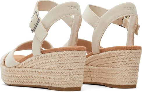 صندل أودري نسائي من TOMS طبيعي 7 M in Saudi Arabia