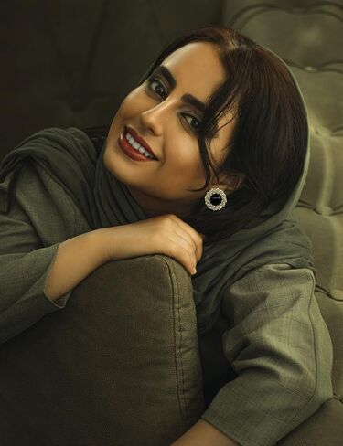 YOUMOCD Stud Earrings for Women Black Round Pearl Earings Fashion Jewelry in Saudi Arabia
