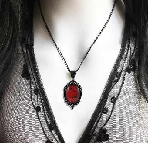 Goth Vampire Cameo Necklace Set Vintage Gothic Bat Pendant Halloween Witch Costume Accessories Women Girls Chocker Jewelry Gift in Saudi Arabia