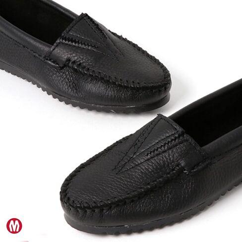 Minnetonka Women's Deerskin Gore Front Moccasin in Kuwait