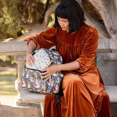 حقيبة ظهر بيتونيا بيكل بوتوم ديستريكت | حقيبة الطفل | حقيبة حفاضات الطفل للآباء | حقيبة ظهر للحفاضات للأطفال | حقيبة ظهر أنيقة وواسعة للأمهات والآباء العصريين | أميرات ديزني الشجاعة واللطف in Kuwait