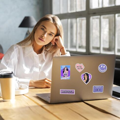 ملصقات Okivia، ملصقات مقاومة للماء لموسيقى المغني لحالة الهاتف المحمول، باب المرآب، الثلاجة، الجيتار، السيارة، سجل القصاصات، حقيبة التزلج، الدراجة النارية، الفتيات المراهقات، ملصقات الموسيقى 100 قطعة in Kuwait