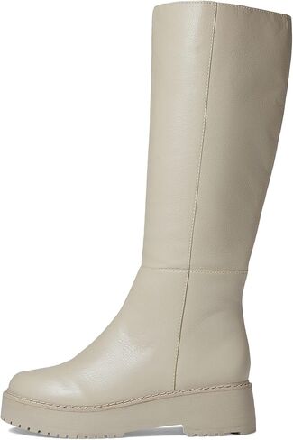 ماتيس أديل in Kuwait