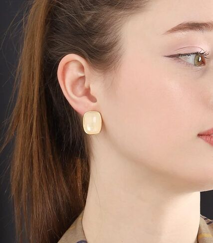 M.DUN- حلق بحواف مستديرة مستطيلة الشكل. أذن البحر العنبر الفيروزي تصميم حجر الراتنج / إطار مطلي بالذهب الحقيقي عيار 18 قيراط، هدية رائعة لا تسبب الحساسية للنساء والفتيات (العاج) in Kuwait