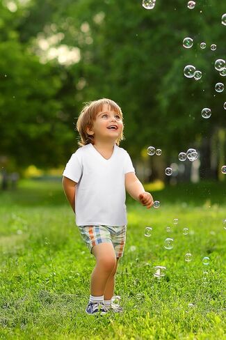 4 قطع من تي شيرت للأطفال الصغار برقبة على شكل حرف V وأكمام قصيرة للأطفال الصغار بطبقات أساسية من القمصان ذات الألوان الصلبة للأولاد والأطفال in Kuwait