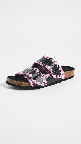 Women's Dazed Slides in Saudi Arabia
