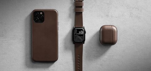 حقيبة نوماد الجلدية الحديثة لسماعات AirPods (الجيل الثالث) | ريفي براون | هوروين in Kuwait