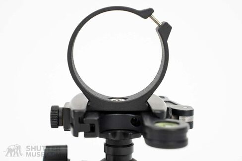 منظار Zeiss 10x42 Terra ED ومجموعة أدوات التنظيف Zeiss ومحول Aziak Bino (أخضر) in Saudi Arabia