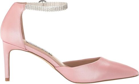 Charles David Women's Acker Pump in Saudi Arabia