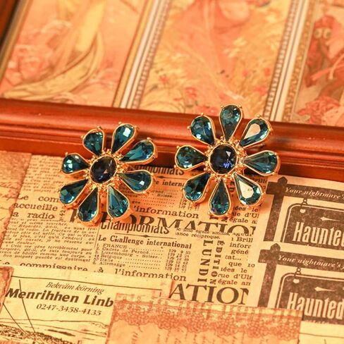 New light luxury set diamond blue flower earrings Fashion light luxury retro earrings s925 silver needle earrings for women in Saudi Arabia