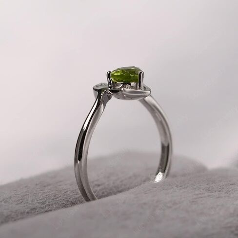S925 Sterling Silver Pear Shaped Gemstone Ring Leaf Engagement Ring for Women in Kuwait