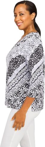 قميص Alfred Dunner النسائي ذو الرقبة المقسمة والشيفرون in Kuwait